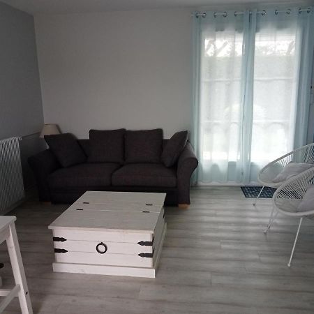 Maison Pour 6 Au Coeur De Сент-Илер-де-Рье Экстерьер фото